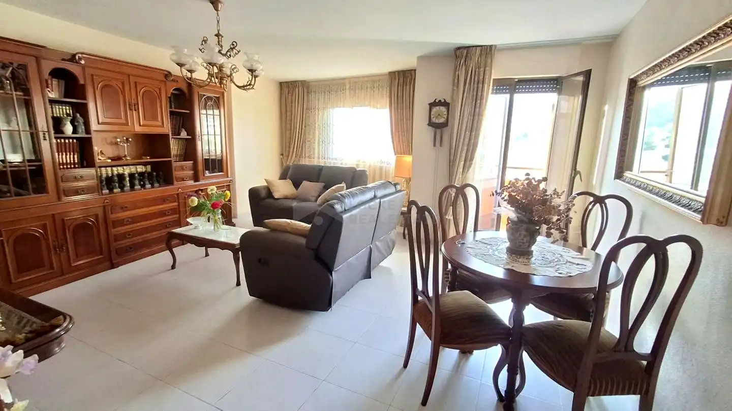 Piso con ascensor en venta en calle les Oliveres, imagen 3