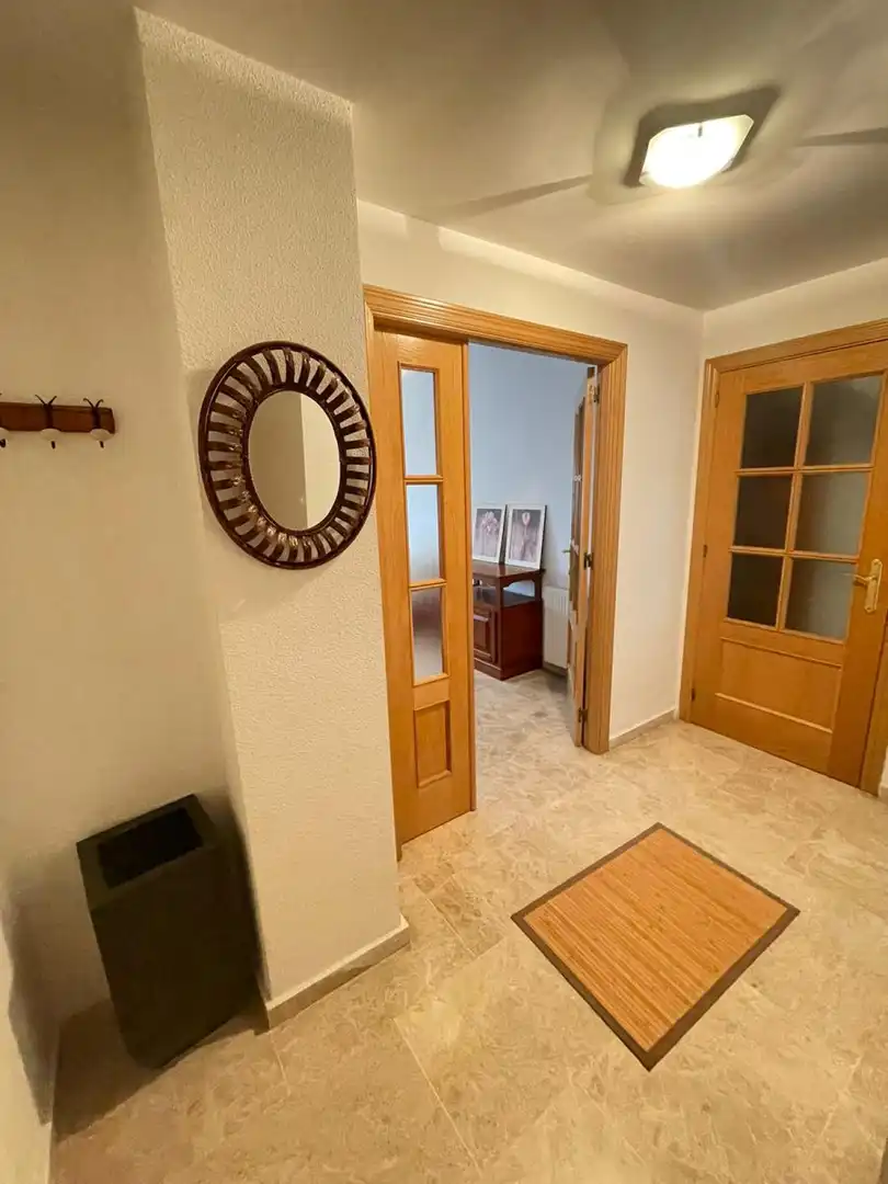 Wohnung zur Miete in Badajoz mit Klimaanlage, Heizung und Terrasse
