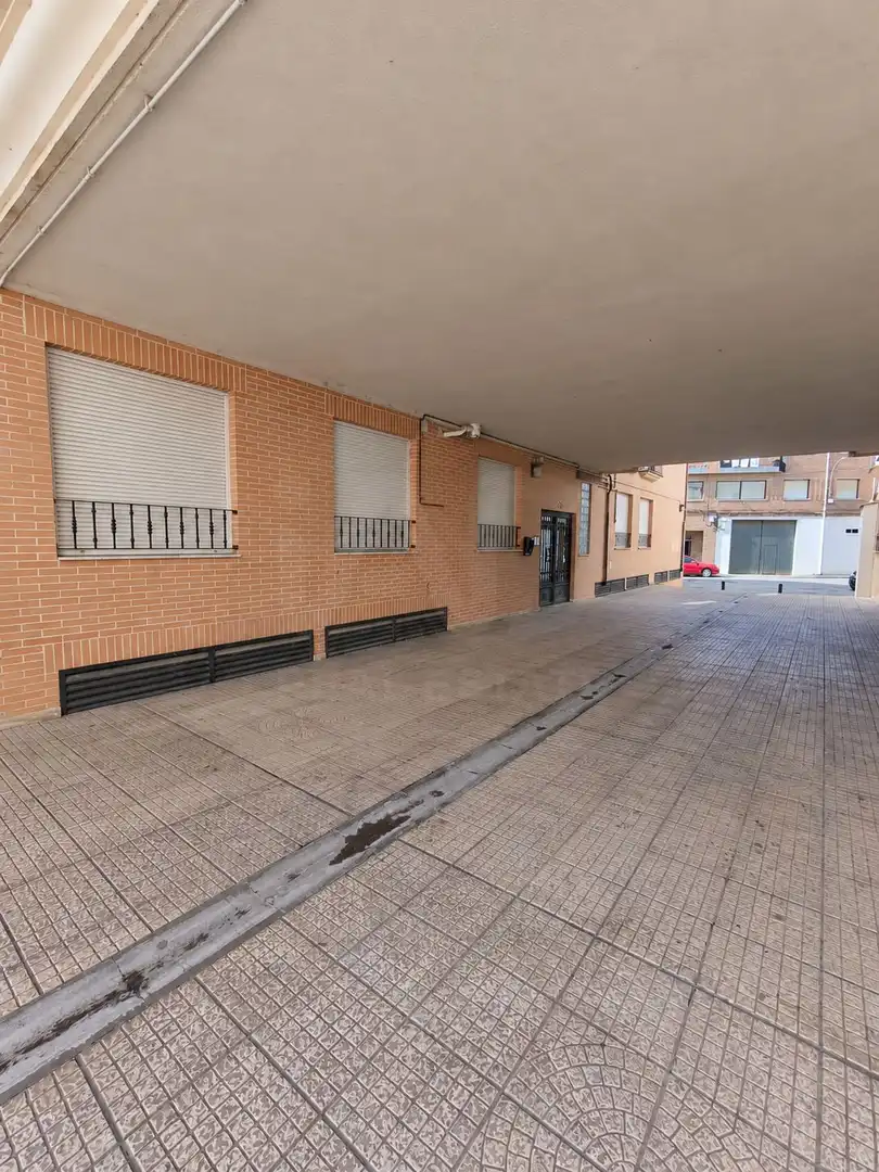 Exterior view of Flat for rent in Sahagún, León