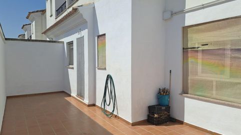 Foto 2 de Casa adosada en venda a Calle Union Isidros, 2, Requena, Valencia