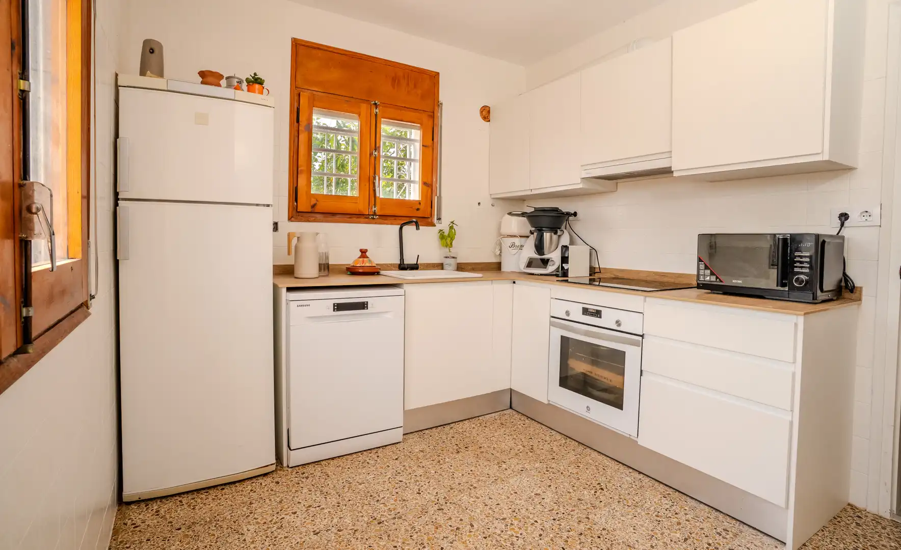 Cocina de Casa adosada en venta en L'Ametlla de Mar  con Aire acondicionado, Calefacción y Parquet