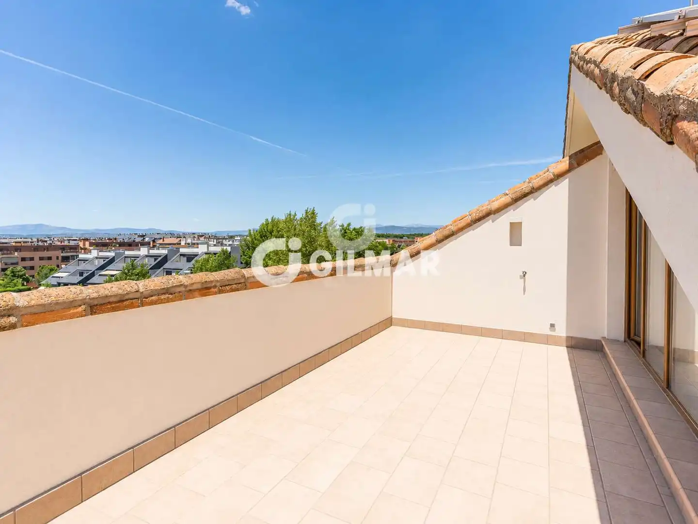 Casa aparellada amb piscina en venda a Montecillo, imagen 28