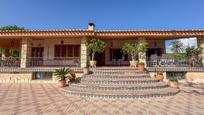 Vista exterior de Casa o xalet en venda en Elche / Elx amb Terrassa i Piscina