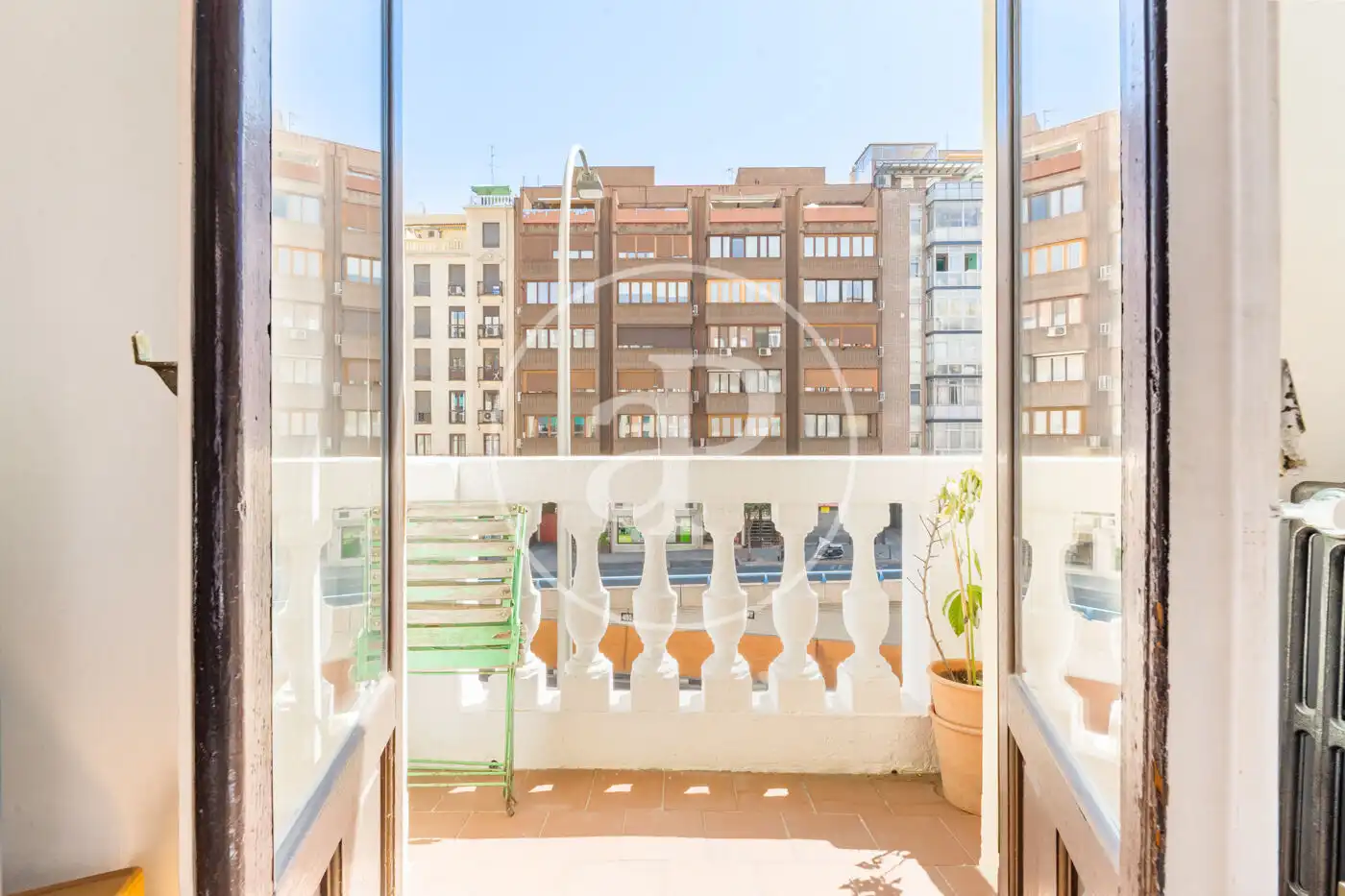 Vista exterior de Pis en venda en Madrid amb Aire condicionat, Calefacció i Balcó