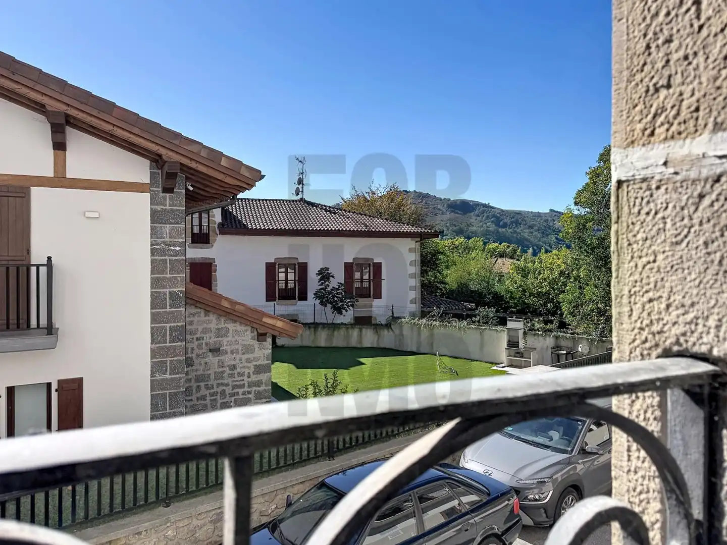 Außenansicht von Country house zum Verkauf in Bera, Navarra