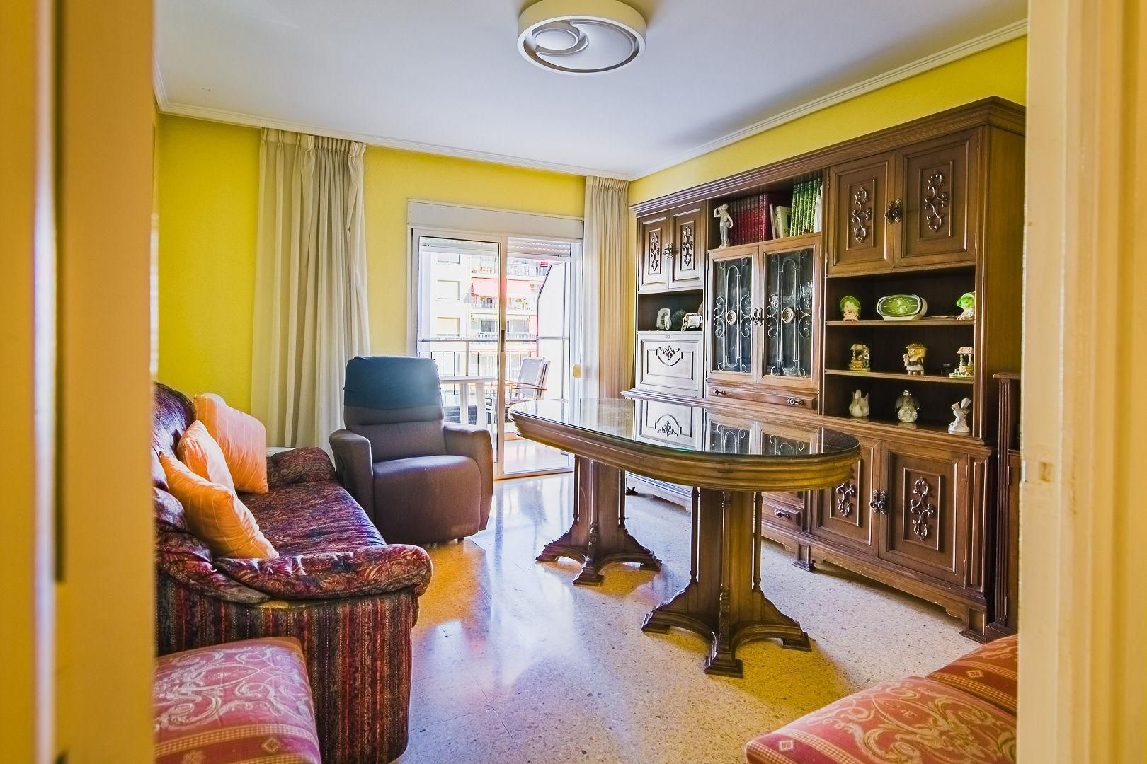 Living room of Flat for sale in  Valencia Capital