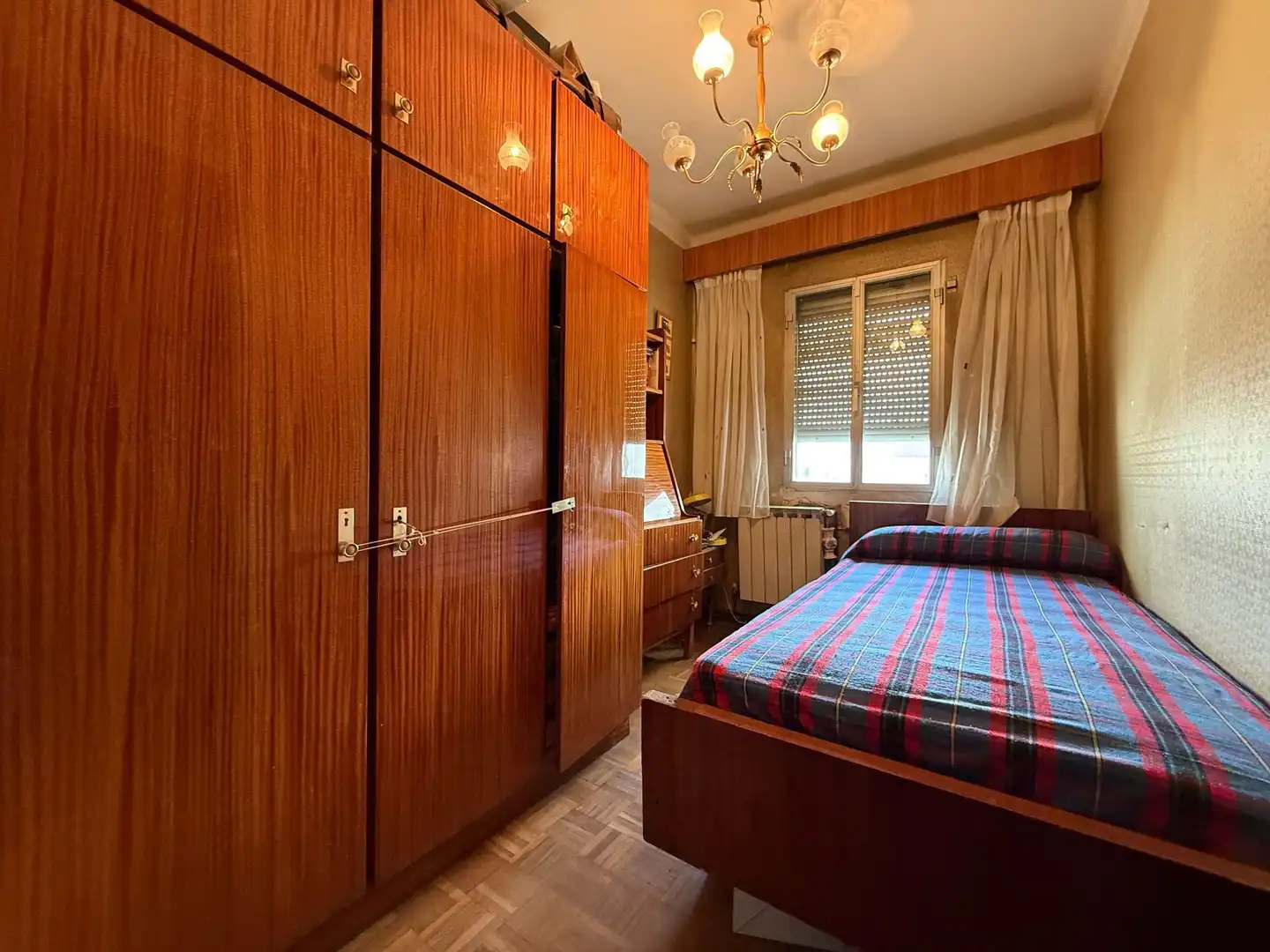 Schlafzimmer von Wohnung zum Verkauf in Madrid mit Klimaanlage und Heizung