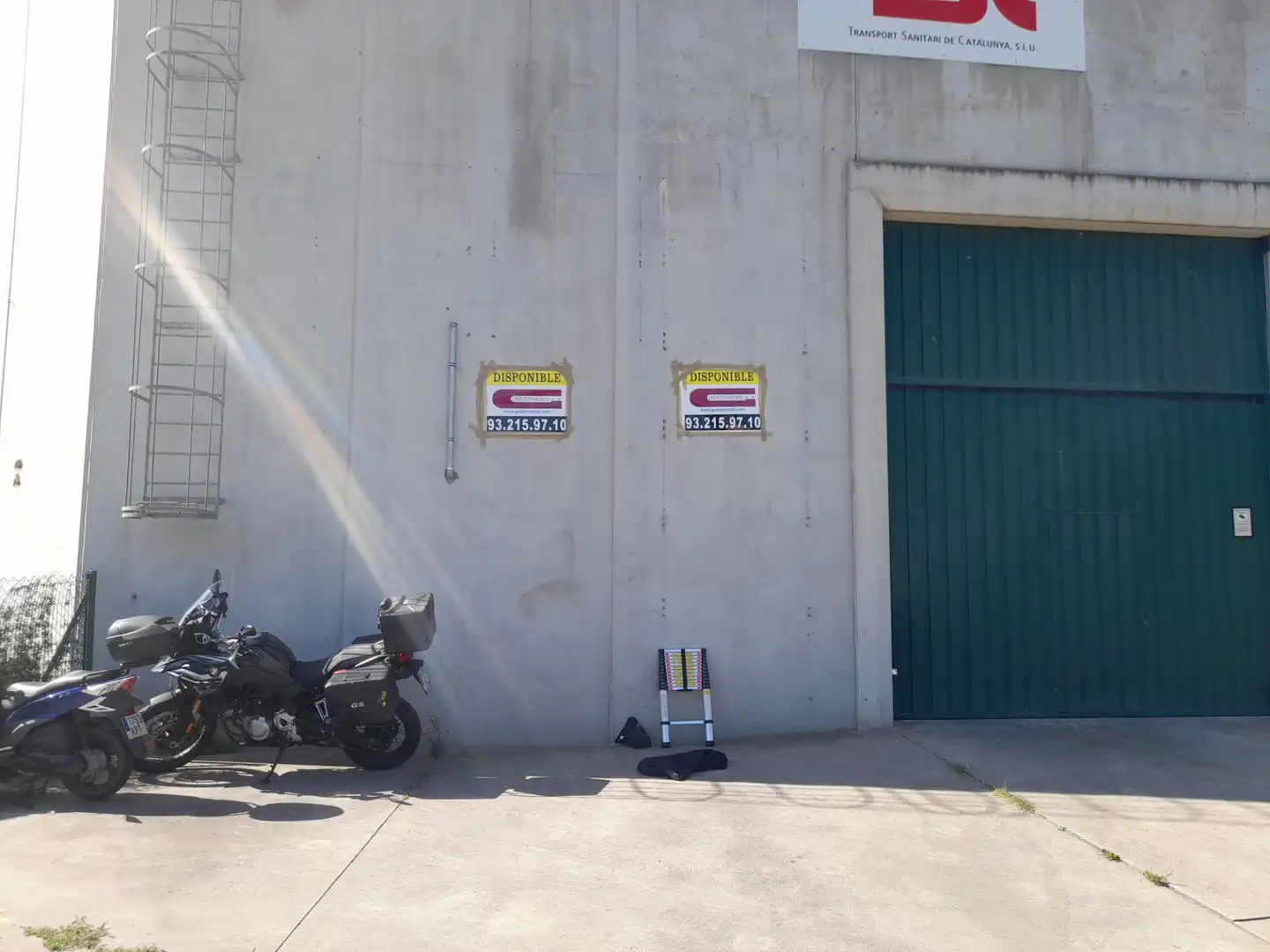 Parking of Industrial buildings for rent in Forallac