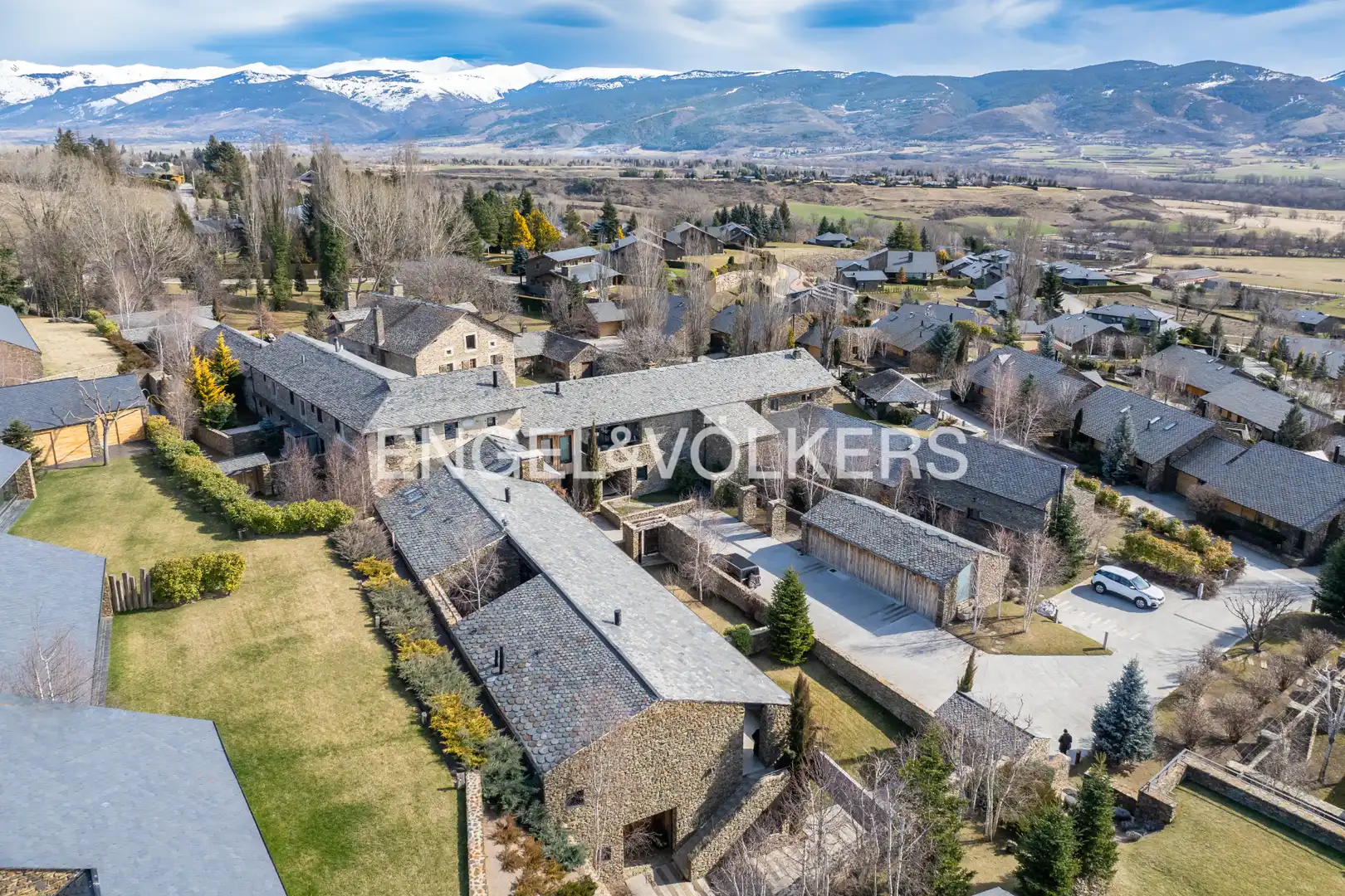 Vista exterior de Casa o chalet en venta en Bolvir con Calefacción, Jardín privado y Parquet