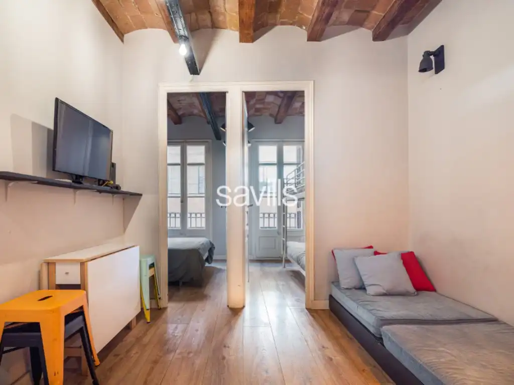 Habitación de Apartamento en venta en Barcelona con Aire acondicionado, Horno y Balcón