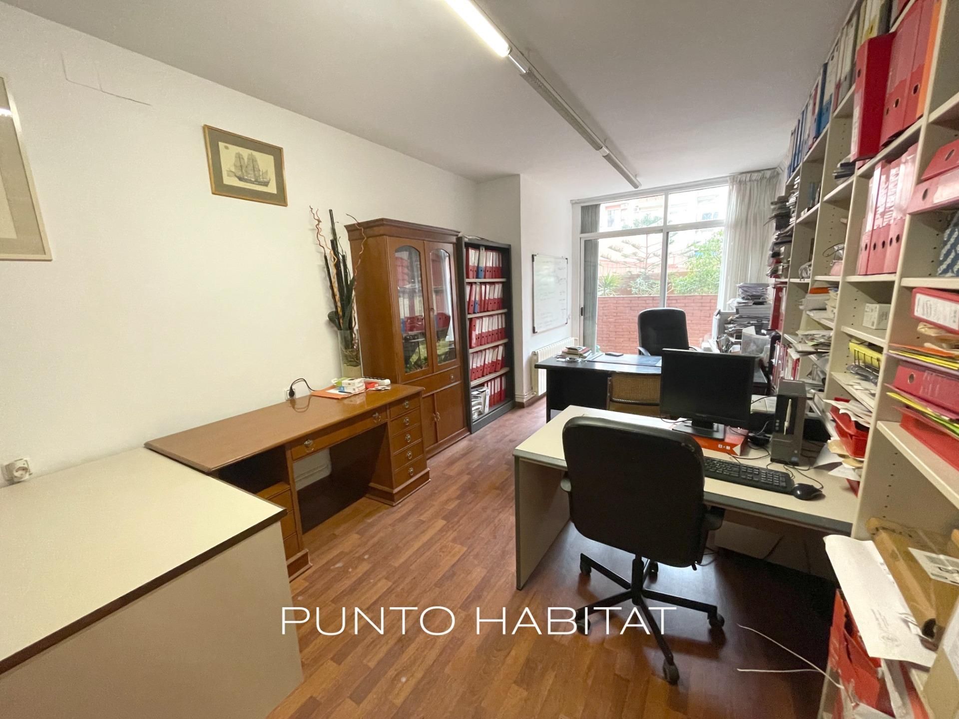 Office to rent in  Barcelona Capital  with Air Conditioner, Heating and Terrace