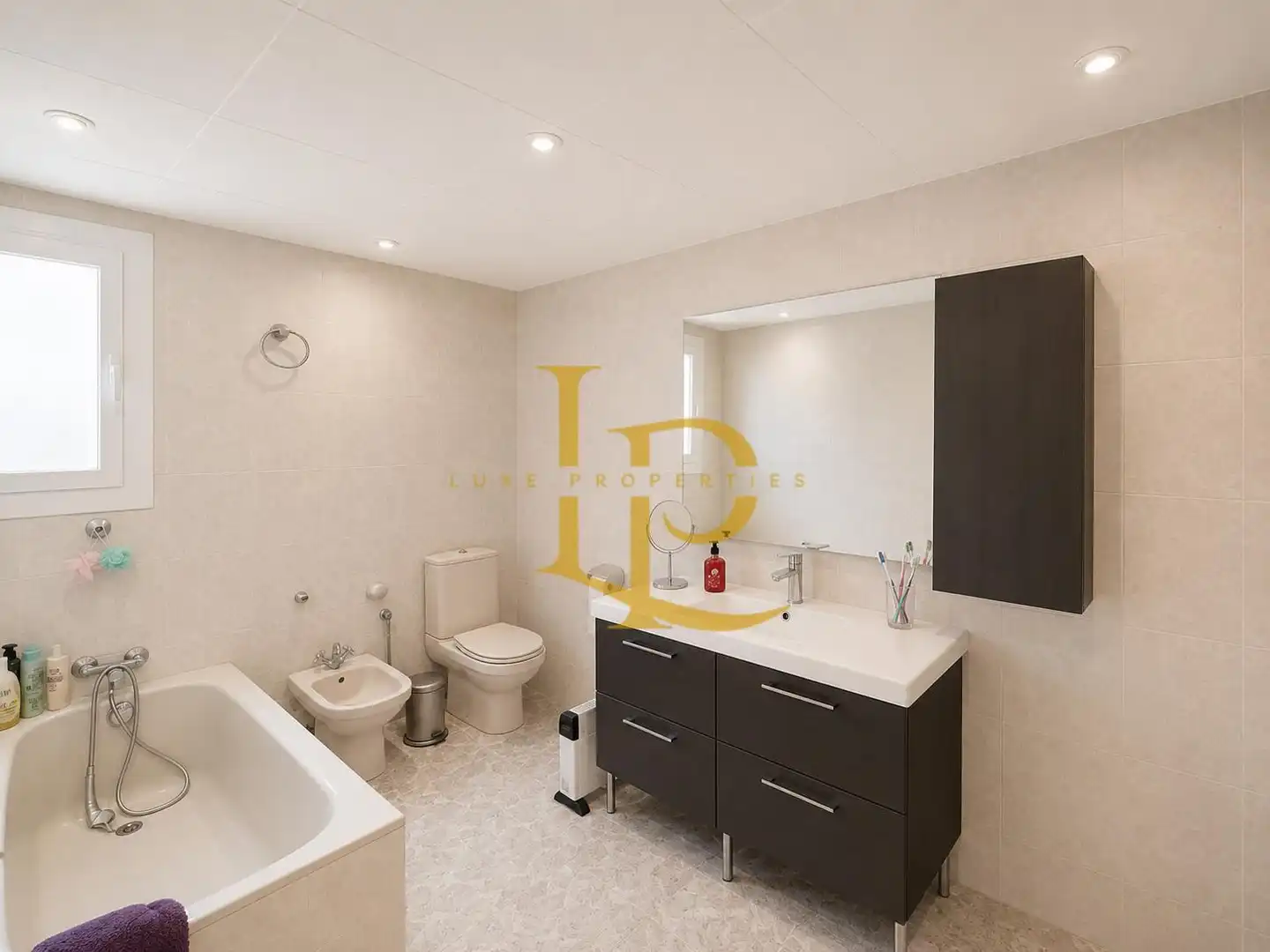 Bathroom of Houses for sale in Rubí  with Air Conditioner, Heating and Private garden