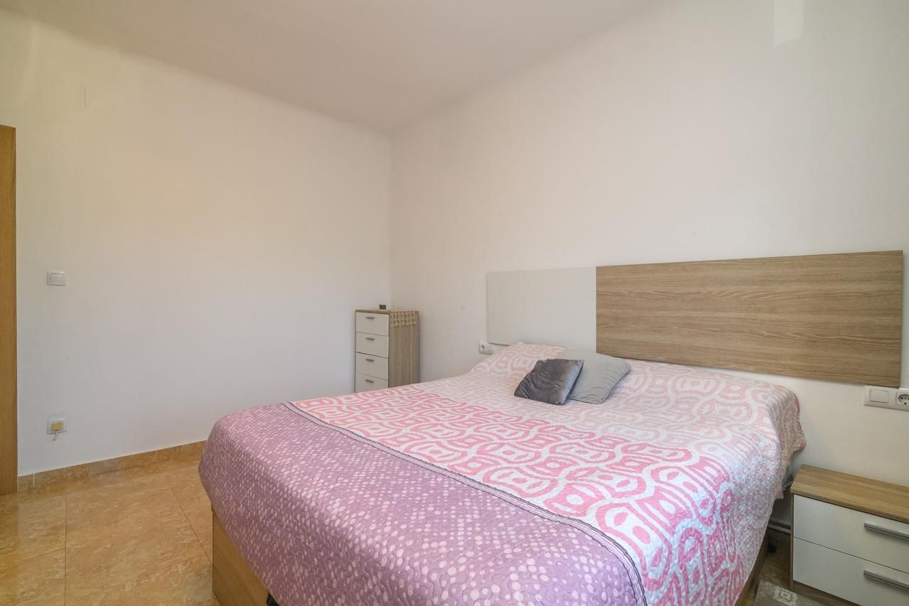 Bedroom of Flat for sale in Manresa
