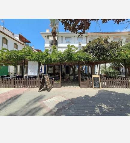 Local comercial en Venta en Lobres
