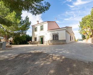 Vista exterior de Finca rústica en venda en Cieza amb Terrassa i Piscina