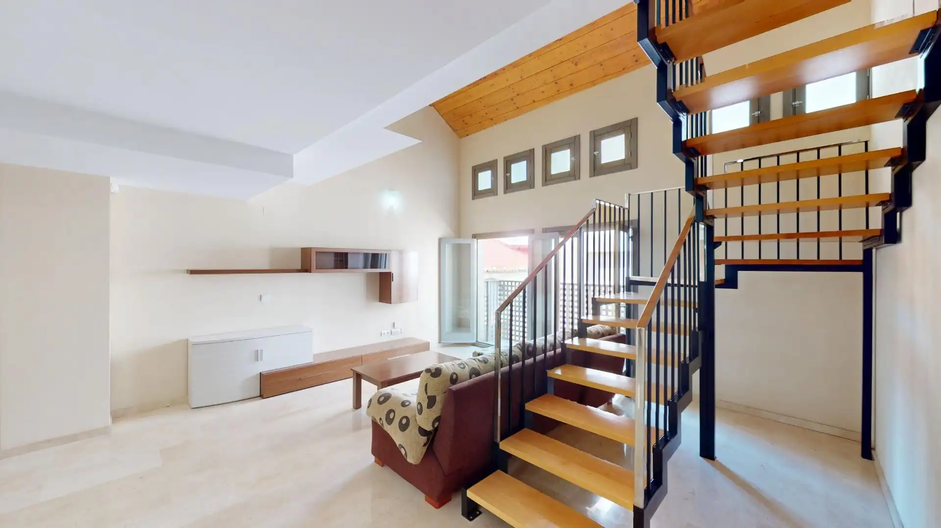 Sala de estar de Dúplex en venta en Oliva con Aire acondicionado, Calefacción y Terraza