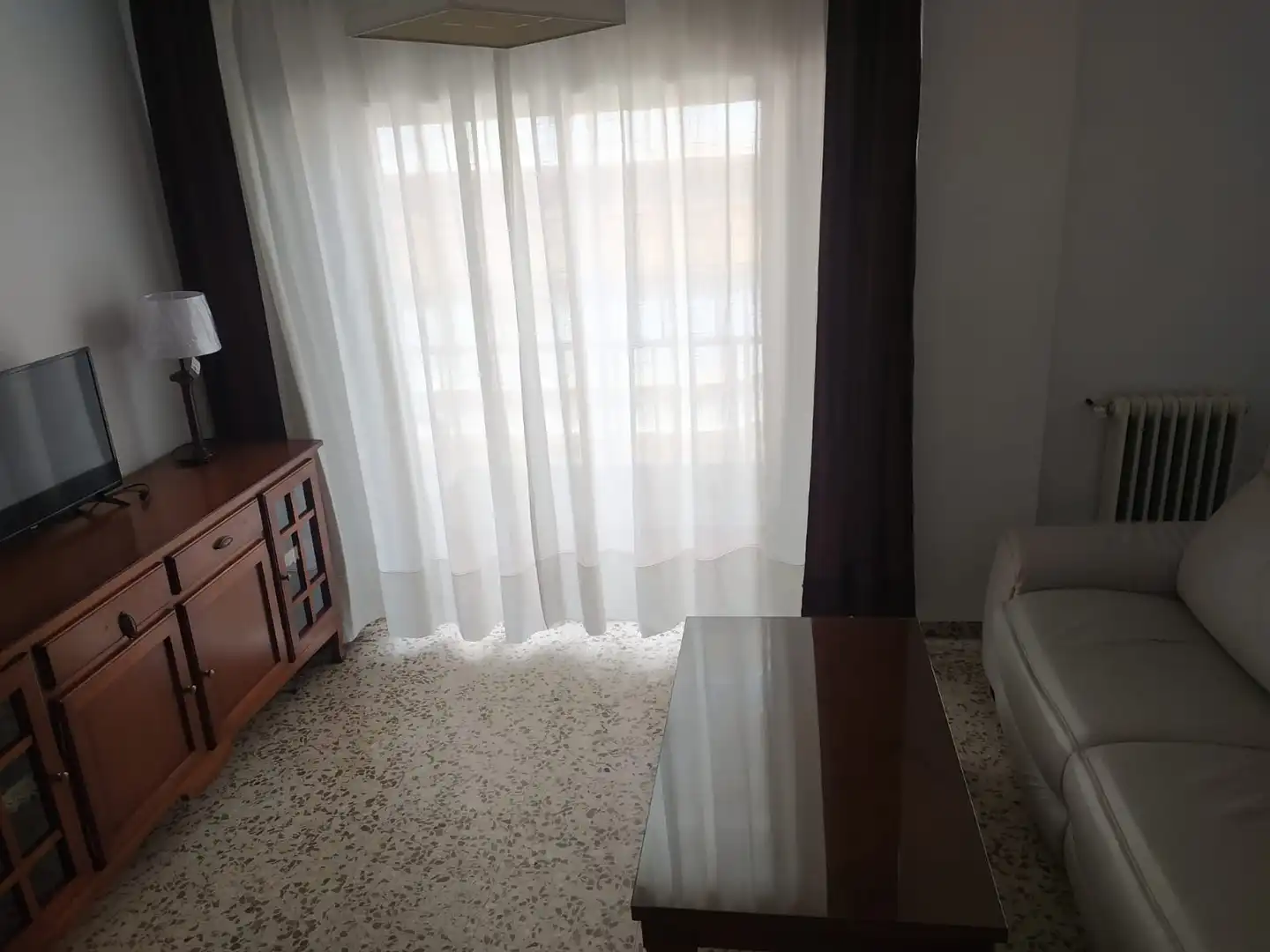 Living room of Flat for rent in Granada  with Heating, Furnished and Washing machine