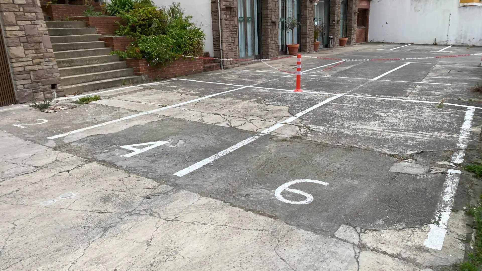Parkplatz von Wohnung zur Miete in Santander mit Heizung, Terrasse und Möbliert