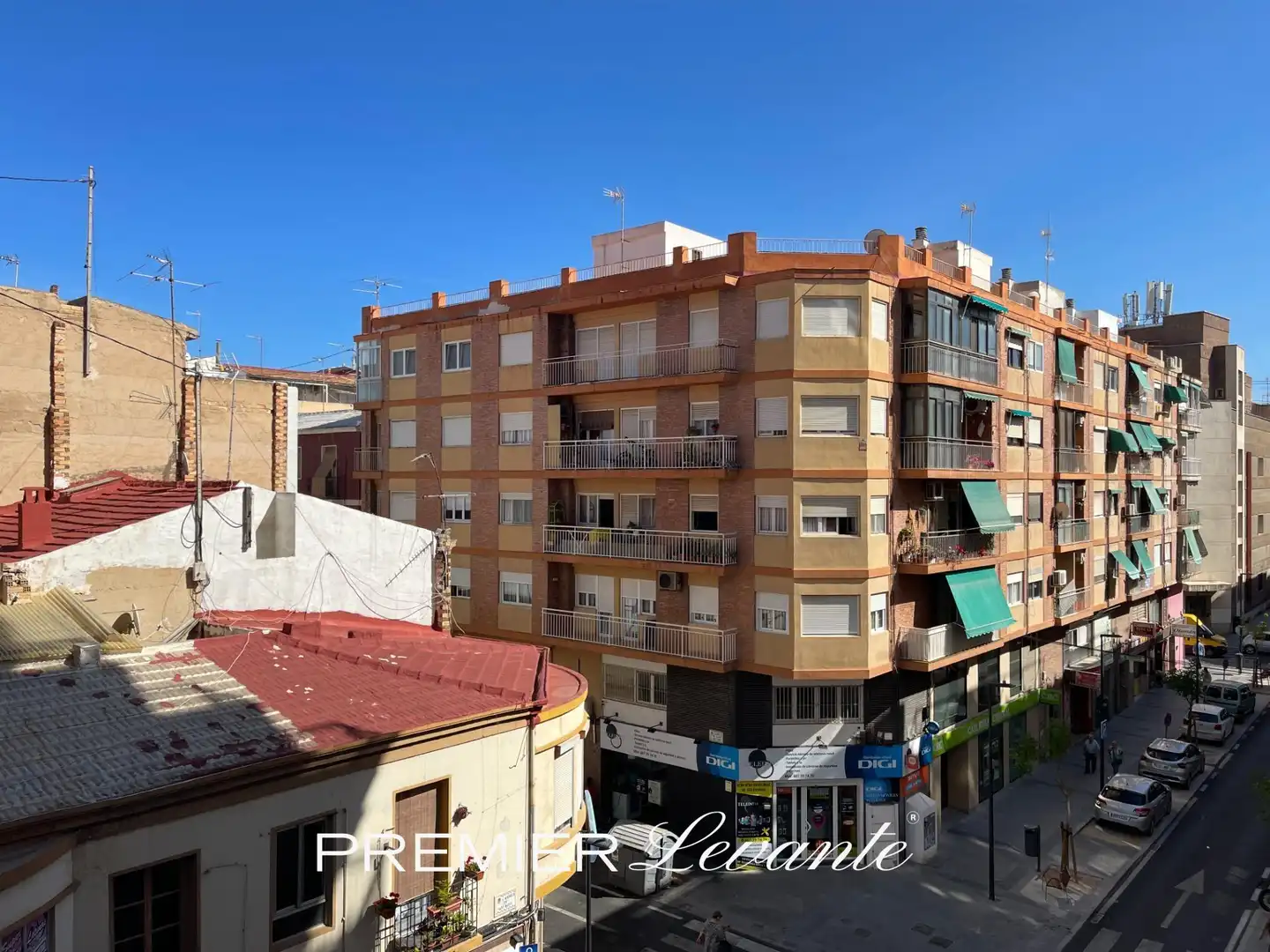 Pis amb terrassa en venda a Calle Gasset y artime, imagen 9