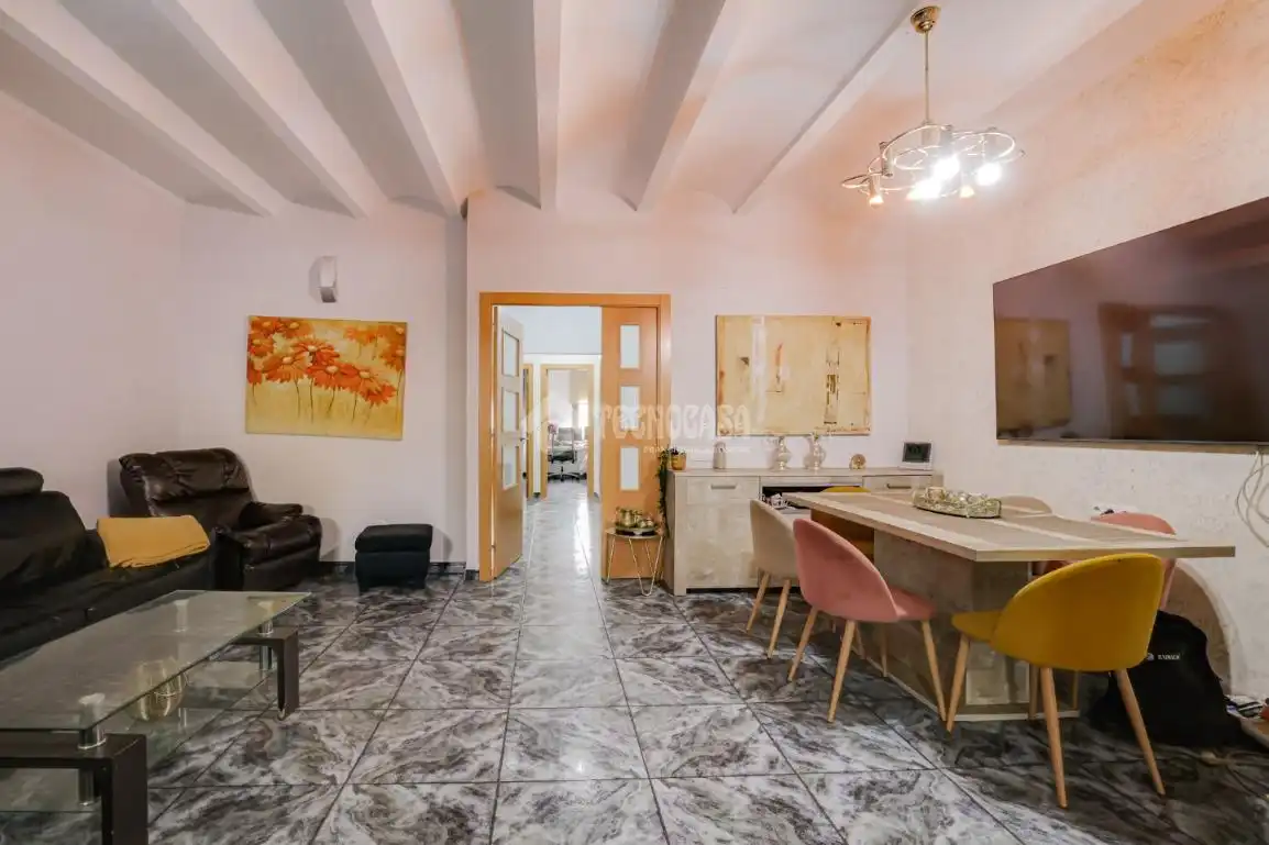Sala de estar de Piso en venta en Santa Coloma de Gramenet