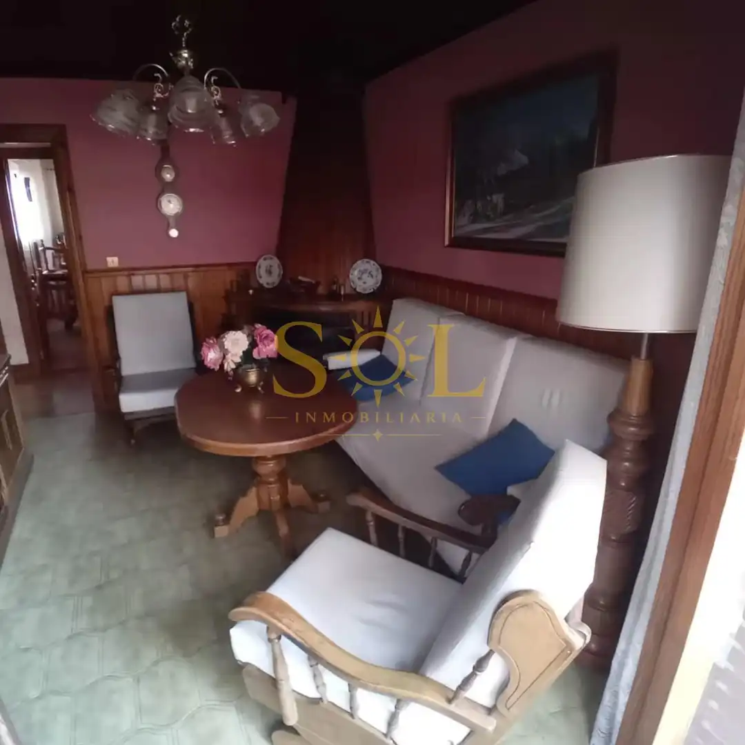 Sala d'estar de Edifici en venda en León Capital 