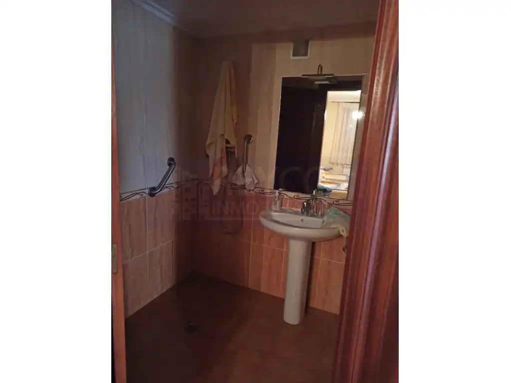 Bany de Casa o xalet en venda en Azofra