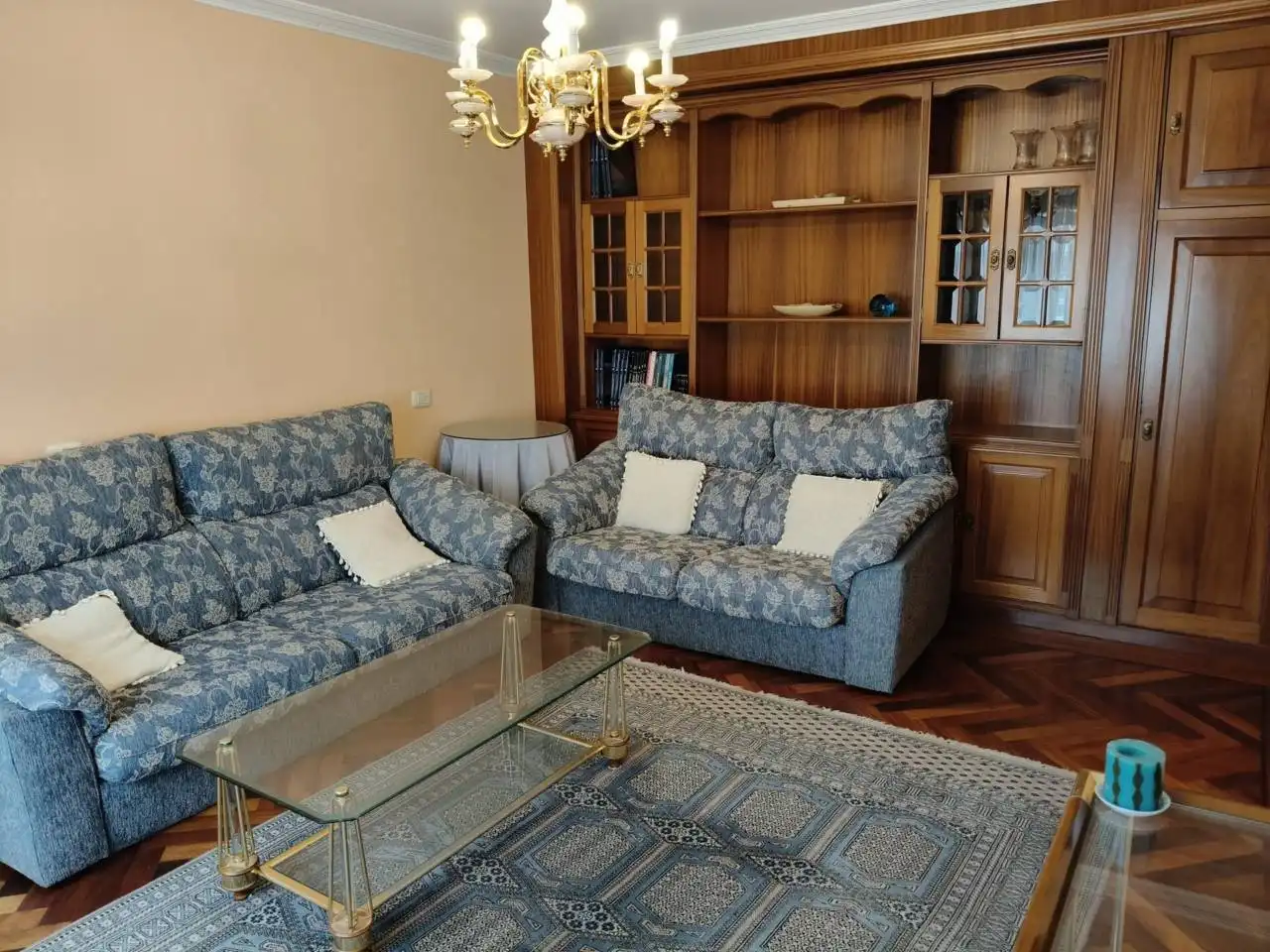 Sala de estar de Piso en venta en Cariño con Calefacción, Trastero y Amueblado