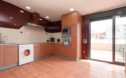 Cuina de Casa o xalet en venda en Terrassa amb Aire condicionat, Parquet i Terrassa