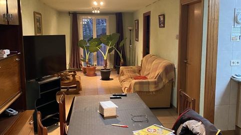 CASA CENTRICA EN CENTELLES, Bild 2