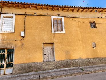 Casa en venda a Sahagún - CL MAYOR-AR