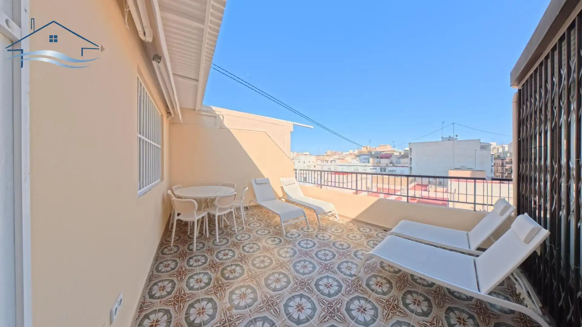Terrassa de Àtic de lloguer en Alicante / Alacant amb Aire condicionat, Calefacció i Terrassa