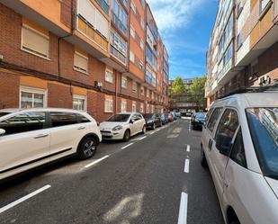 Vista exterior de Pis en venda en Valladolid Capital amb Terrassa