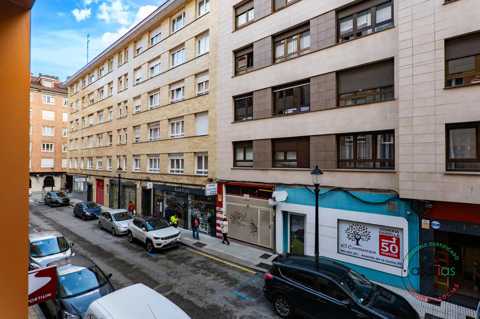 Vista exterior de Piso en venta en Gijón  con Calefacción