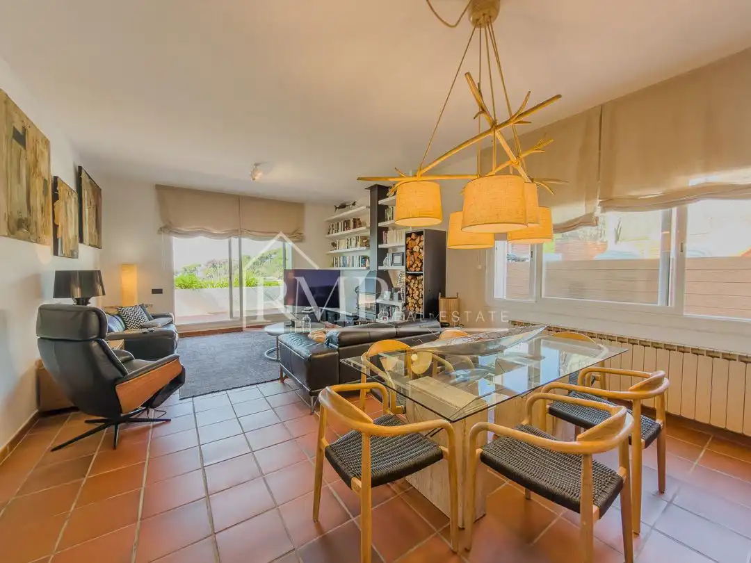Living room of Detached homes for sale in Sant Andreu de Llavaneres  with Air Conditioner, Heating and Terrace