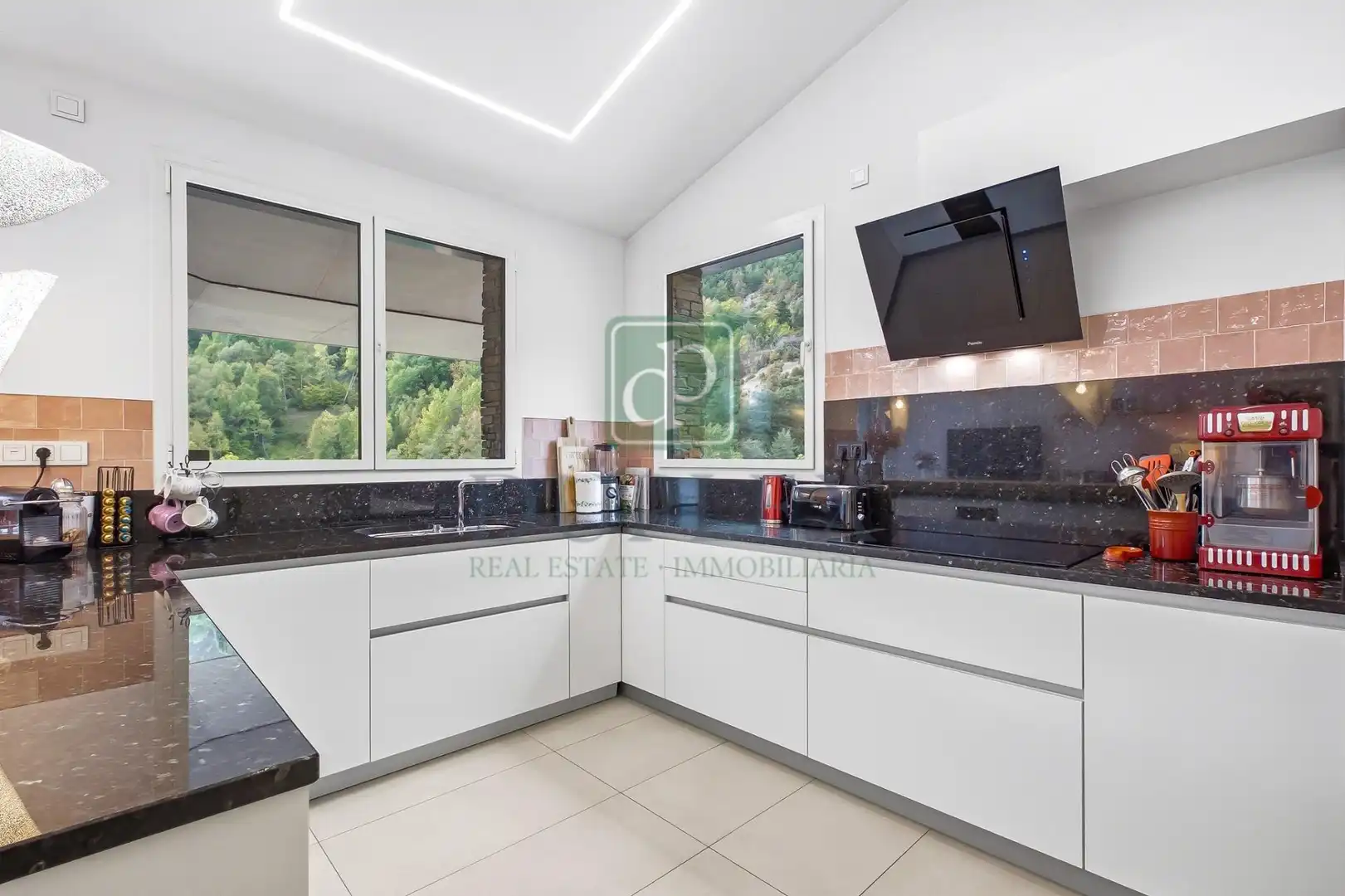 3-bedroom penthouse for sale in La Massana · 14 of 60