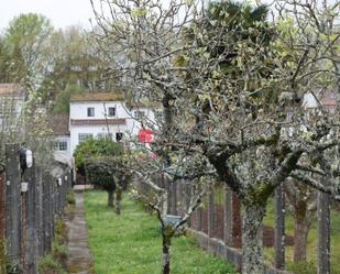 Jardí de Casa o xalet en venda en Santiago de Compostela  amb Calefacció, Jardí privat i Terrassa