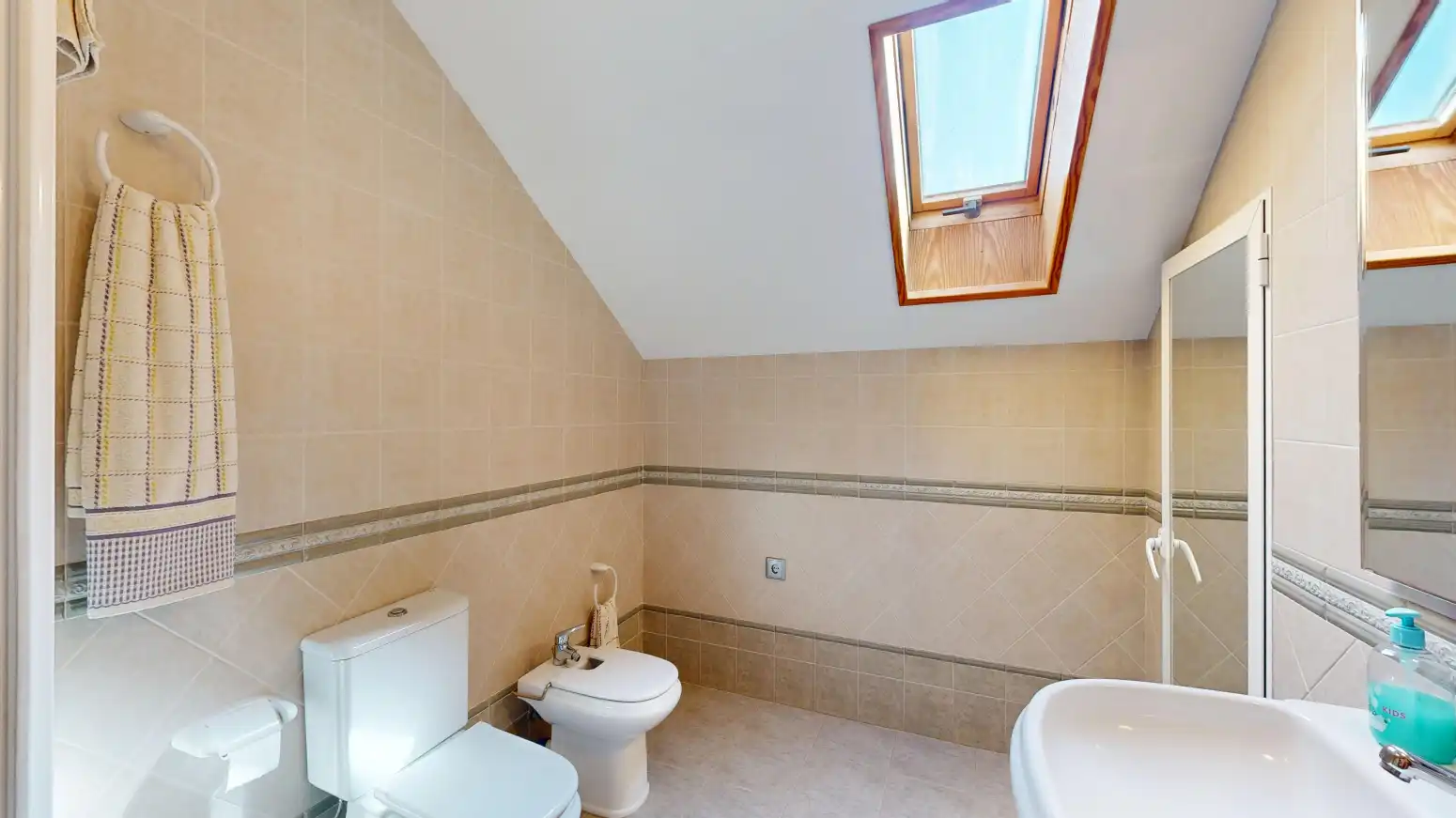 Bathroom of Houses for sale in Sagunto / Sagunt  with Private garden, Terrace and Swimming Pool