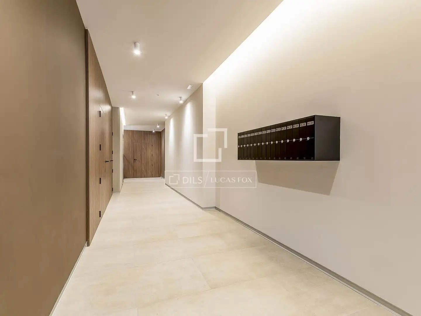 Piso en venta en Barcelona con Aire acondicionado, Calefacción y Terraza
