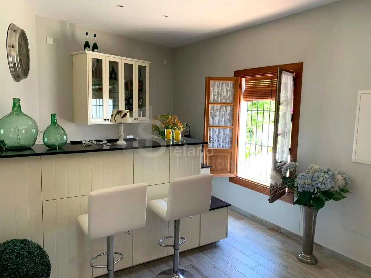 Cuina de Casa o xalet en venda en Álora amb Aire condicionat, Jardí privat i Terrassa