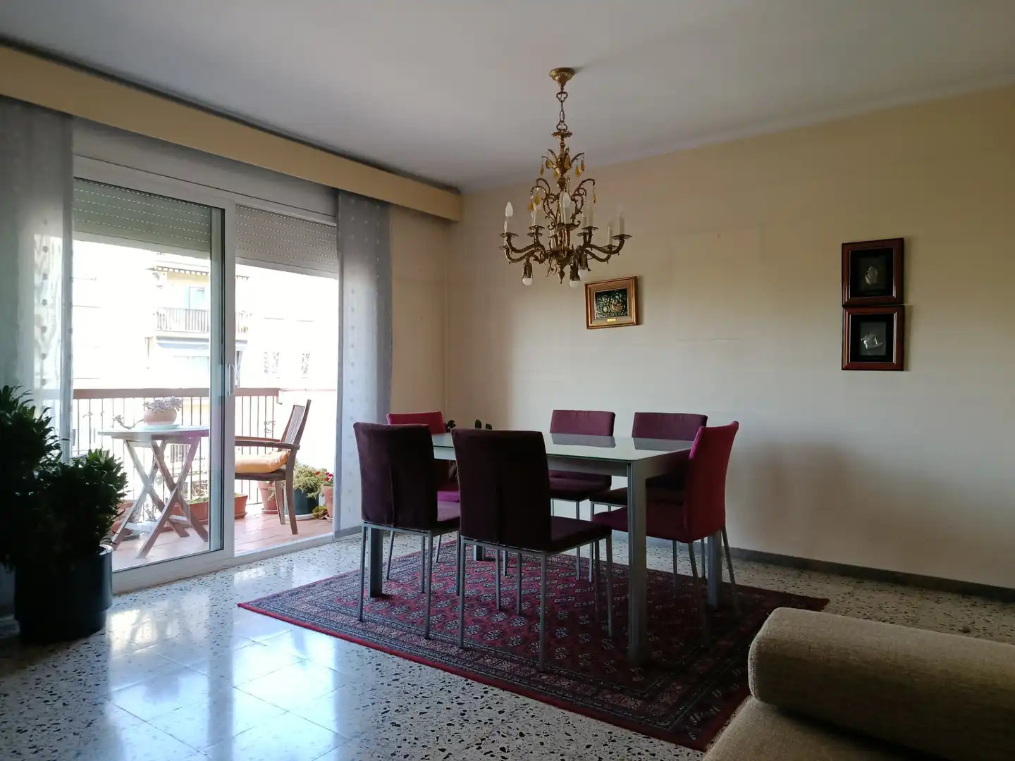 Comedor de Piso en venta en Girona con Aire acondicionado, Calefacción y Jardín privado