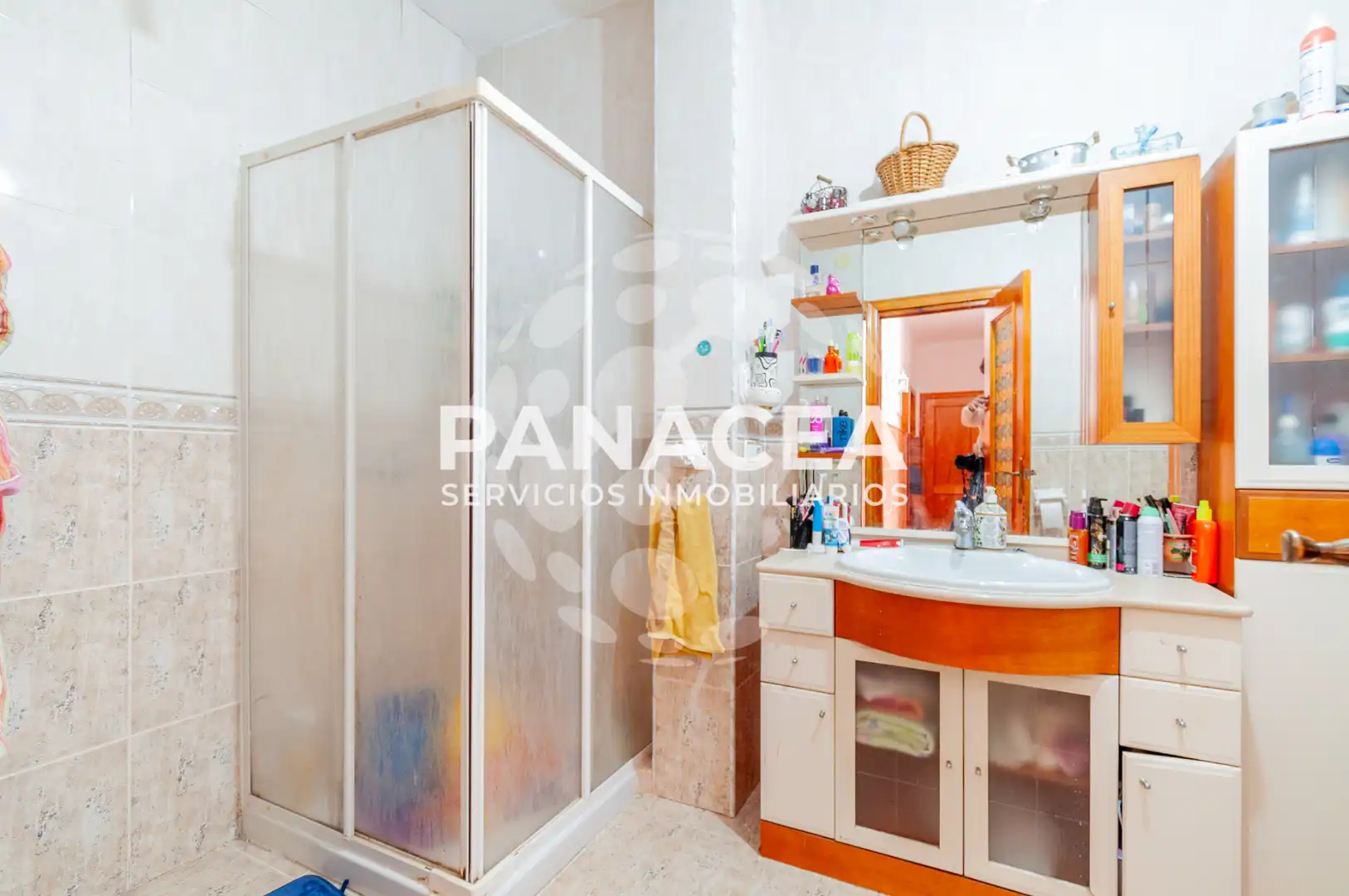 Badezimmer von Haus oder Chalet zum Verkauf in Vícar mit Terrasse, Möbliert und Ofen