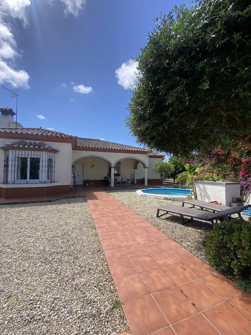 Exterior view of Houses for sale in Chiclana de la Frontera  with Air Conditioner, Storage room and Swimming Pool