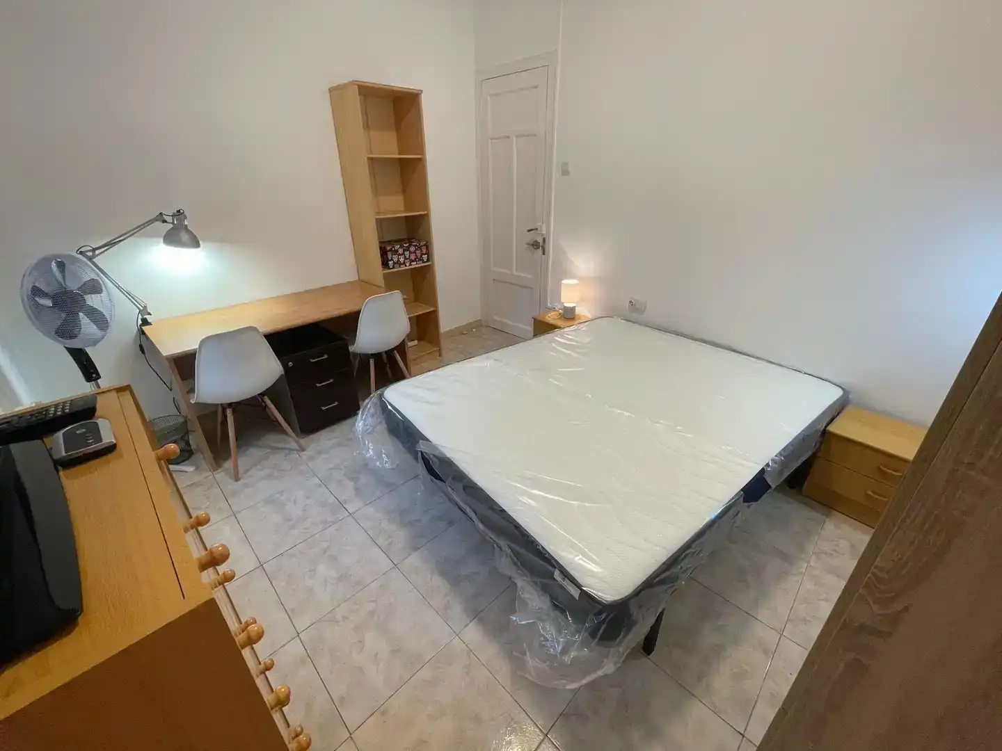 Habitación de Piso para compartir en Lleida con Amueblado