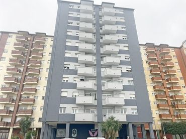 Pis amb ascensor en venda a Grupo Manuel Llano 11