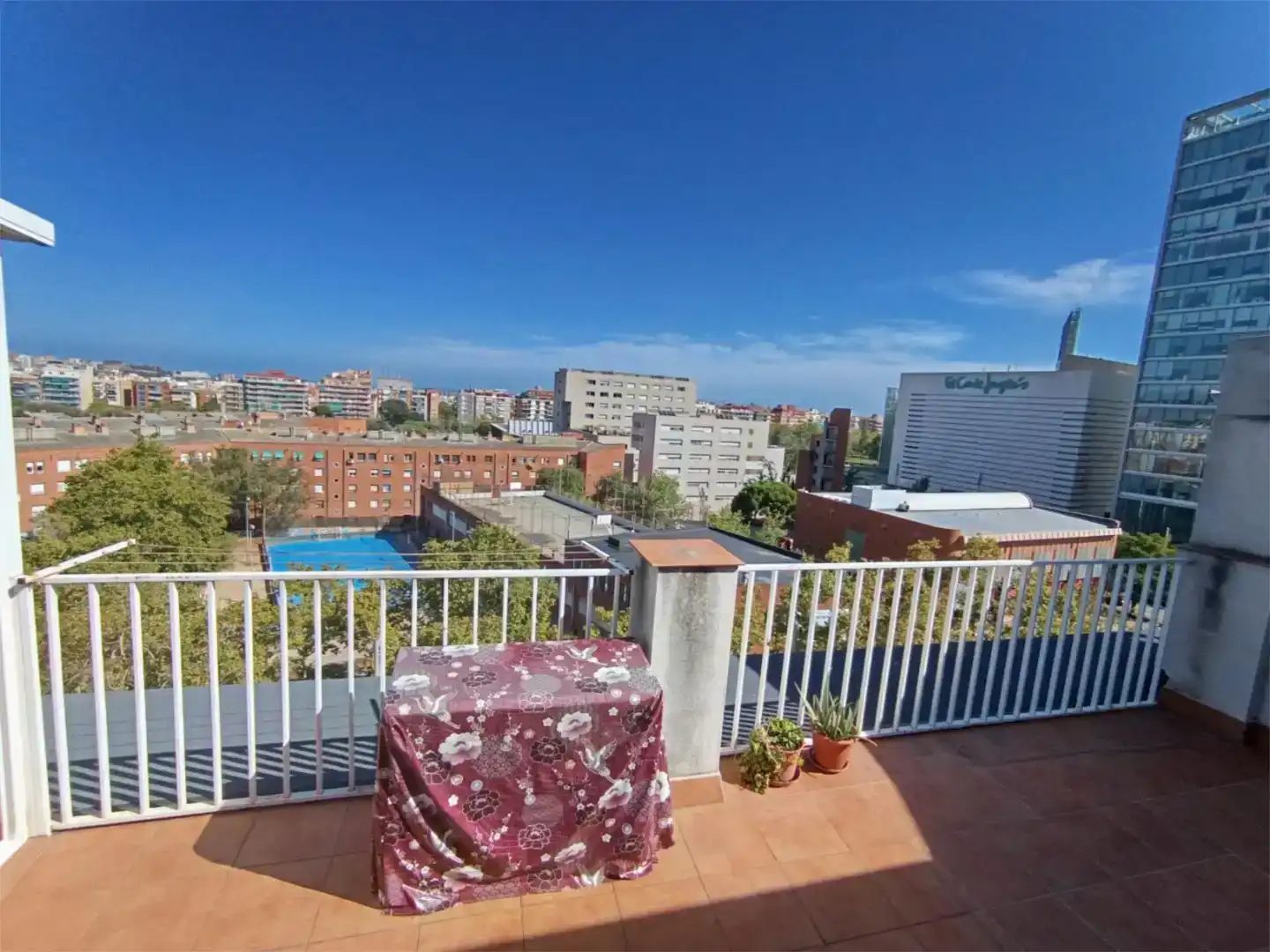 Außenansicht von Wohnung zur Miete in Barcelona mit Klimaanlage, Parkett und Möbliert