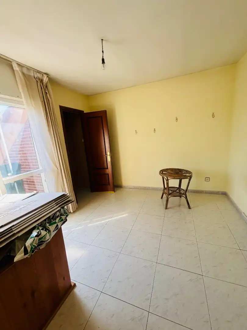 Habitación de Casa o chalet en venta en Cistérniga con Calefacción, Terraza y Lavadora