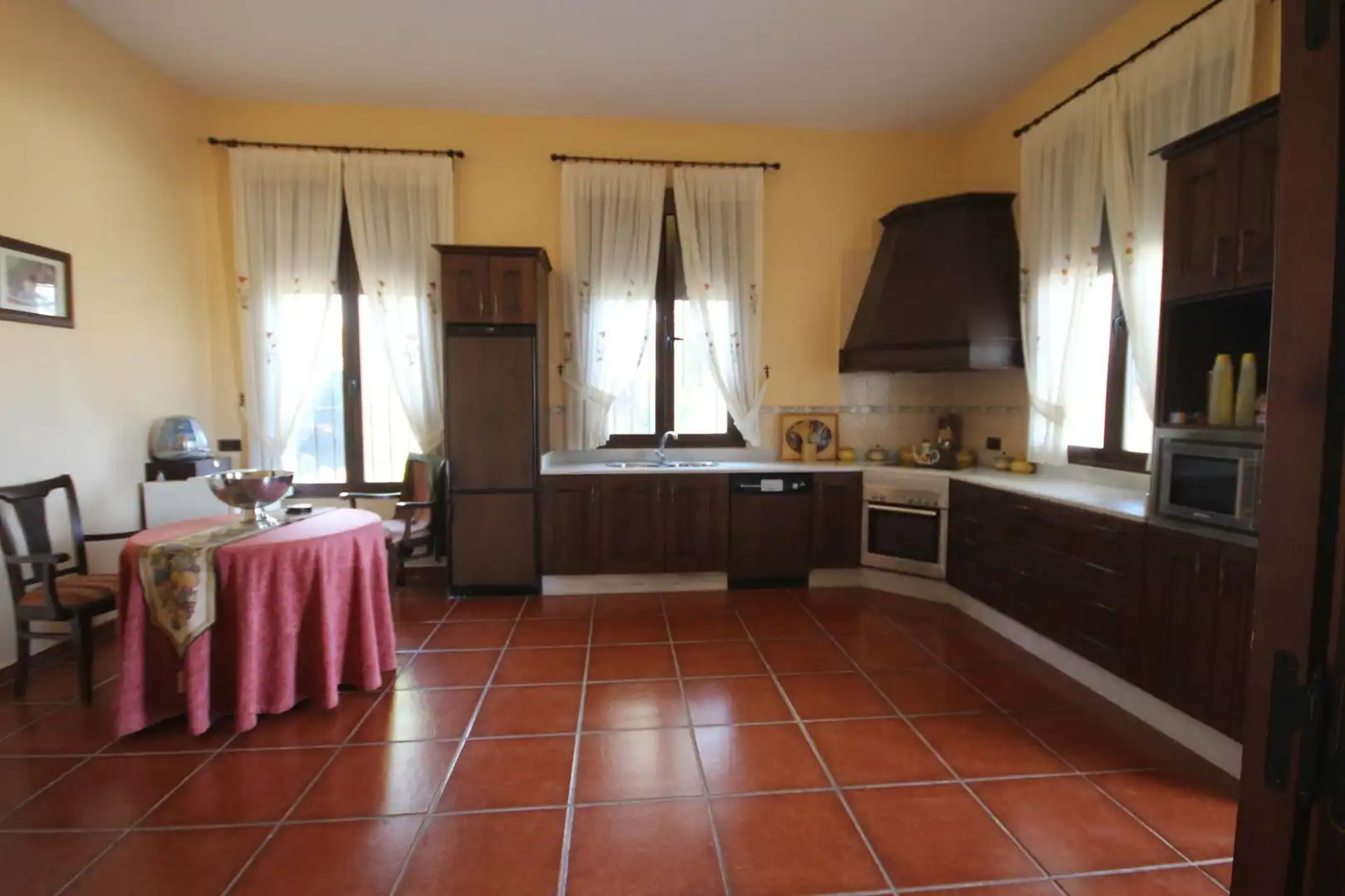 Cocina de Finca rústica en venta en Alcuéscar con Aire acondicionado