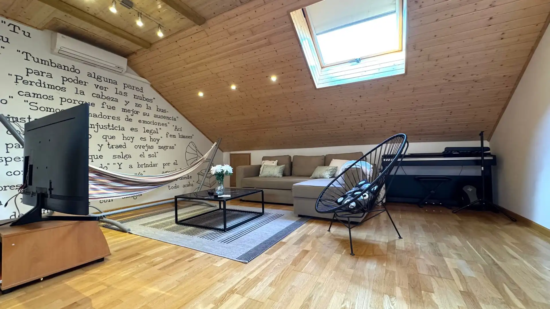 Living room of Houses for sale in Rivas-Vaciamadrid  with Air Conditioner, Heating and Terrace