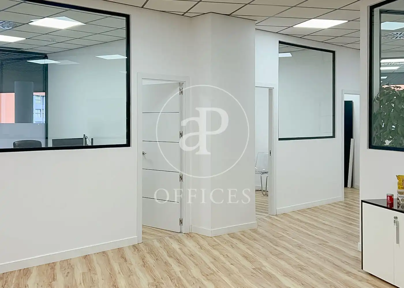 Office for sale in Madrid  with Air Conditioner