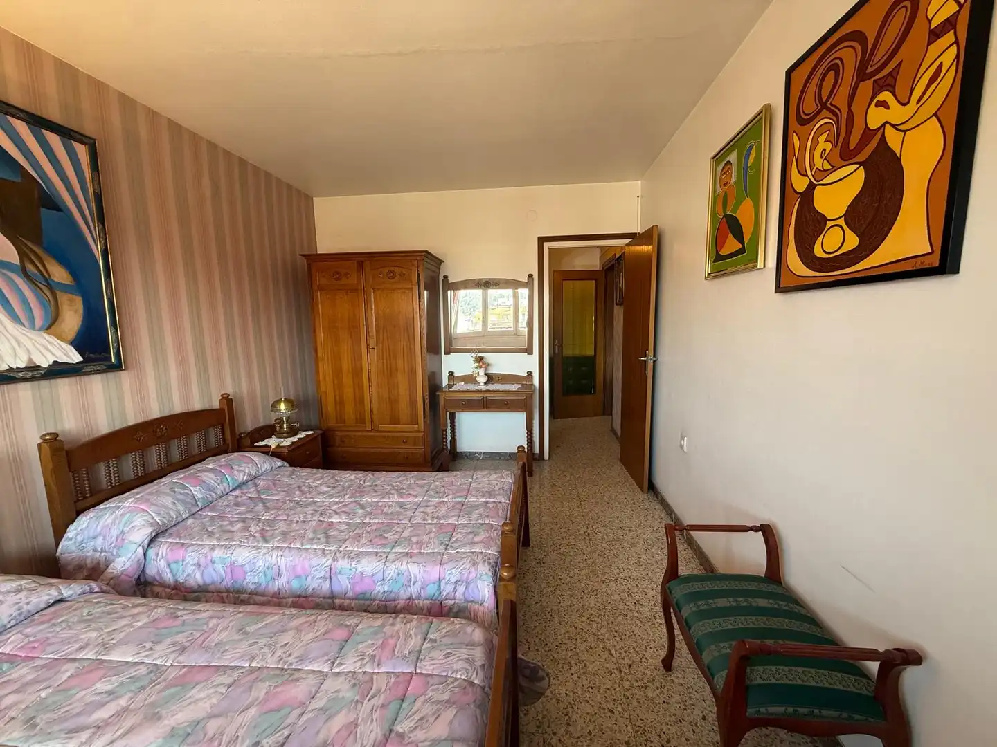Habitación de Piso en venta en Olesa de Montserrat con Calefacción, Terraza y Horno